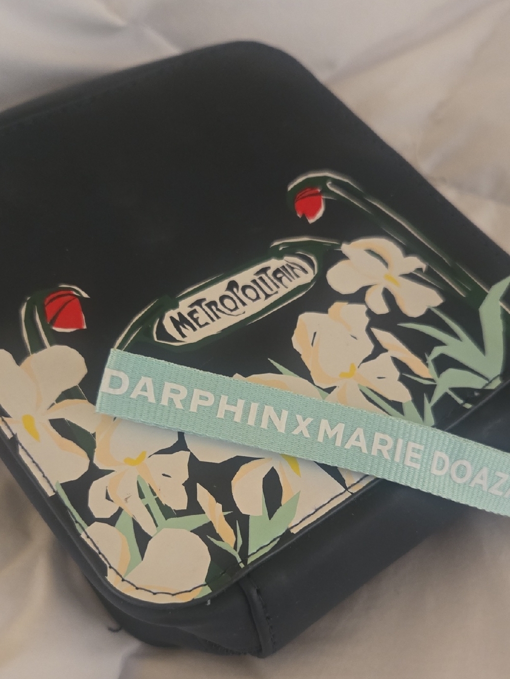 Metropolitan Floral Navy Cosmetic Case - DARPHIN x MARIE DOAZ